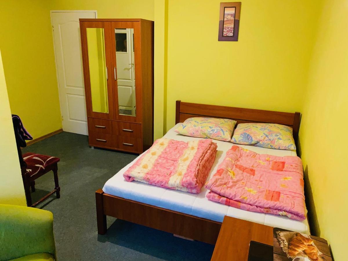 Goscinne Harnas Homestay *